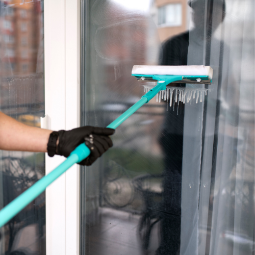 Glass partition cleaning